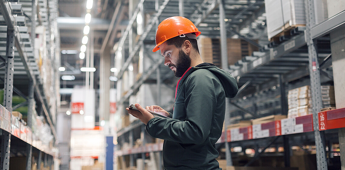 倉儲(chǔ)貨架原材料